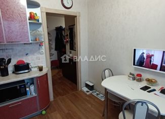 Продается 2-комнатная квартира, 52.8 м2, Владимирская область, улица Генералова, 10