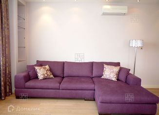 Аренда 3-ком. квартиры, 84 м2, Москва, метро Раменки, улица Столетова, 17
