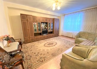 Продаю многокомнатную квартиру, 137 м2, Волгодонск, улица Маршала Кошевого, 27