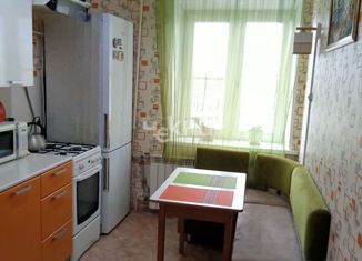Продам 2-ком. квартиру, 47 м2, Нижний Новгород, улица Маршала Казакова, 6, улица Маршала Казакова