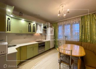 Продается 2-комнатная квартира, 56.4 м2, Москва, Рождественская улица, 33, метро Некрасовка