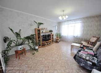 Продается 3-комнатная квартира, 97.5 м2, Салават, улица Пархоменко, 6