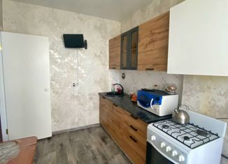 Продается 1-комнатная квартира, 31 м2, Волгоград, улица Солнечникова, 23