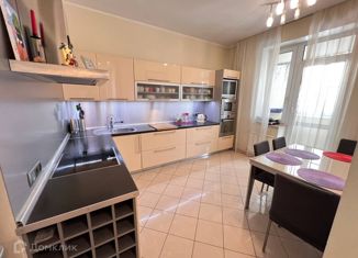 Продаю четырехкомнатную квартиру, 152 м2, Москва, Новокуркинское шоссе, 35
