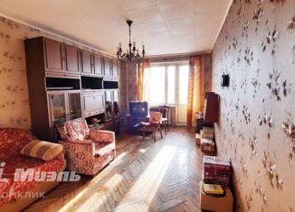 Продается 3-комнатная квартира, 75.6 м2, Орёл, набережная Дубровинского, 66