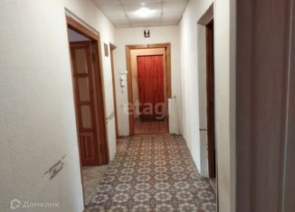 Продаю четырехкомнатную квартиру, 82 м2, Брянск, улица Розы Люксембург, 45, Володарский район