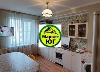 Продается 4-ком. квартира, 80.3 м2, Крымск, улица Карла Либкнехта