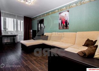 Продам 4-комнатную квартиру, 80 м2, Краснодар, улица Игнатова, 63, микрорайон Гидрострой