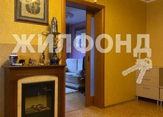 Продам четырехкомнатную квартиру, 60 м2, Новосибирск, Холодильная улица, 16, метро Площадь Гарина-Михайловского