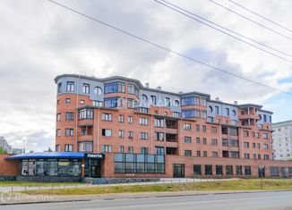 Продаю многокомнатную квартиру, 134.4 м2, Карелия, улица Ватутина, 24