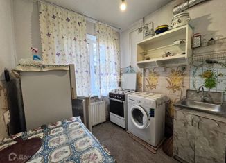 Сдается 1-ком. квартира, 32 м2, Керчь, улица Горького, 3В