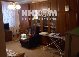 Продаю трехкомнатную квартиру, 62.2 м2, Москва, улица Маршала Катукова, 25к1, район Строгино