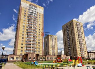 Продам трехкомнатную квартиру, 81 м2, Тюмень, Заречный проезд, 39А, ЖК Ривьера