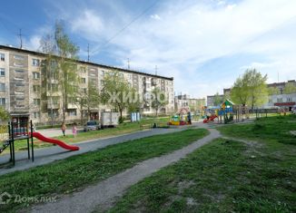 Продам 2-комнатную квартиру, 47 м2, Новосибирск, улица Бердышева, 5, улица Бердышева