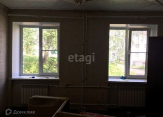 Продам двухкомнатную квартиру, 48.1 м2, посёлок городского типа Магнитка, улица Карла Маркса, 5