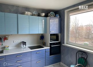 Продажа трехкомнатной квартиры, 73.8 м2, Москва, Боровское шоссе, 56, метро Рассказовка