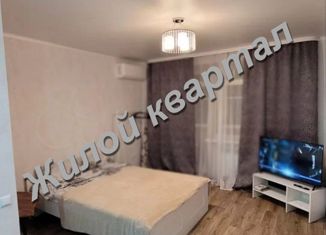 Продаю 1-ком. квартиру, 31 м2, Каменск-Шахтинский, Красная улица, 9