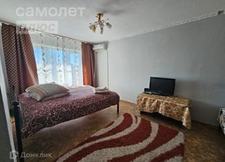 Продаю однокомнатную квартиру, 31.8 м2, Астраханская область, улица Татищева, к18