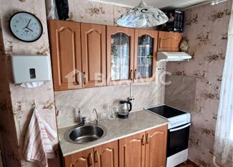 Продам 3-ком. квартиру, 65 м2, Москва, Севастопольский проспект, 58, исторический район Деревлёво