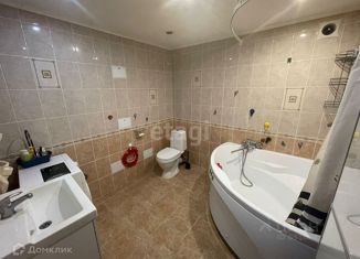 Продаю 2-комнатную квартиру, 63 м2, Новосибирск, Красный проспект, 323/3, ЖК Онега
