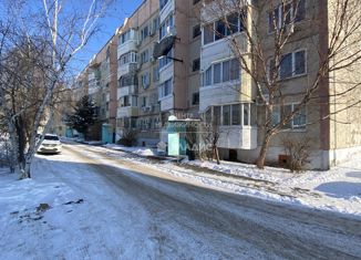 Продаю 2-ком. квартиру, 54.3 м2, Арсеньев, Октябрьская улица, 98/1