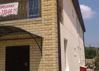 Продаю таунхаус, 130 м2, село Витязево, Серебряная улица