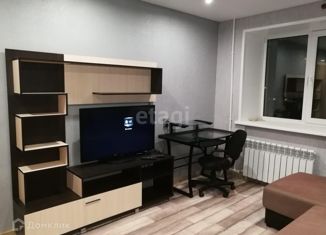 Продажа 2-ком. квартиры, 42 м2, Тобольск, Октябрьская улица, 57