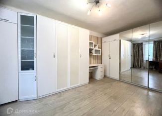 Продается 1-комнатная квартира, 30.7 м2, Санкт-Петербург, улица Ленсовета, 76, метро Звёздная