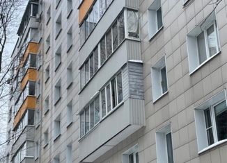 Однокомнатная квартира на продажу, 35 м2, Москва, улица Бестужевых, 12Б, метро Отрадное