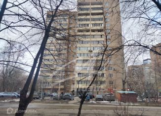 Продам 2-комнатную квартиру, 49.3 м2, Москва, улица Дубки, 4, улица Дубки