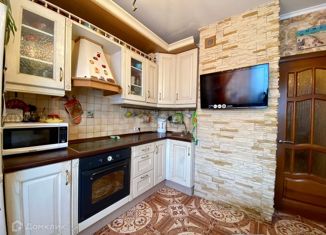 Продажа двухкомнатной квартиры, 54.3 м2, Москва, Интернациональная улица, 8, район Внуково