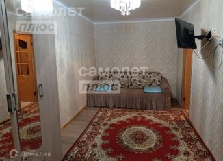 Продажа 2-комнатной квартиры, 47.2 м2, Астрахань, улица Ботвина, 6