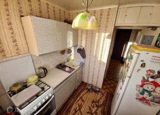 Продаю 1-ком. квартиру, 32 м2, Сызрань, улица Лазо, 35