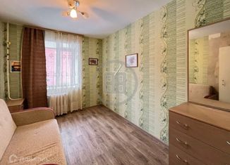 Продается 3-комнатная квартира, 61.3 м2, поселок Воротынск, Сиреневый бульвар, 2