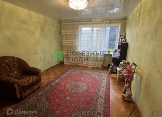 Продажа трехкомнатной квартиры, 54.3 м2, Ижевск, улица Холмогорова, 12, жилой район Север