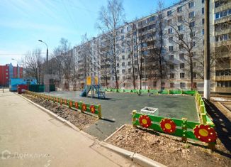 3-ком. квартира на продажу, 57 м2, Москва, улица Героев Панфиловцев, 1к1, улица Героев Панфиловцев