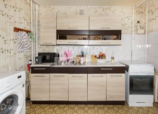 Продам 3-ком. квартиру, 59.2 м2, Владимир, проспект Ленина, 37