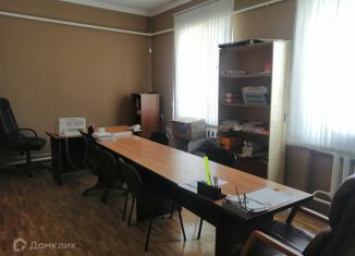 Продам офис, 800 м2, Крымск, улица Маршала Жукова