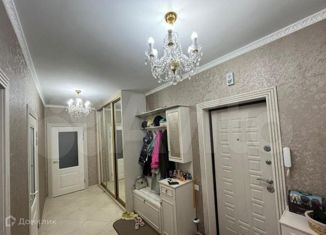 Продается двухкомнатная квартира, 76 м2, Якутск, 203-й микрорайон, 1, Губинский округ
