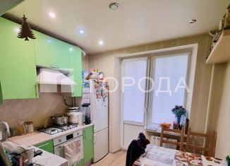 2-комнатная квартира на продажу, 38 м2, Москва, Большая Черёмушкинская улица, 18к1, метро Академическая