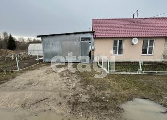 Продается 3-комнатная квартира, 60 м2, село Перемышль, переулок Циолковского, 36