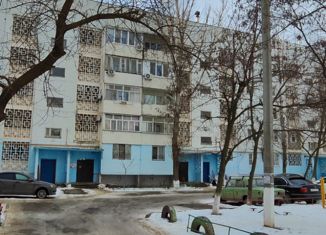 Трехкомнатная квартира на продажу, 73 м2, Элиста, 7-й микрорайон, 2к4, 7-й микрорайон