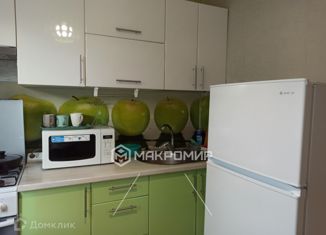 Продаю 1-ком. квартиру, 30.7 м2, Челябинск, улица Бажова, 78