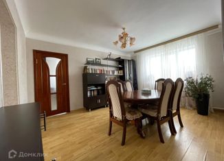 Продается 4-комнатная квартира, 62 м2, село Михайловское, улица Тимирязева, 5