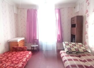 Сдаю в аренду 1-ком. квартиру, 22 м2, Златоуст, улица Аносова, 251