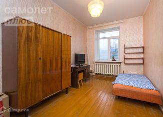 Продам комнату, 13.5 м2, Уфа, улица Софьи Перовской, 1, жилой район Алмалык