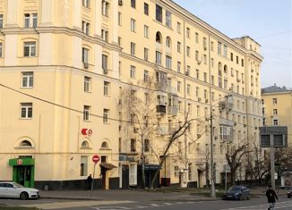 Однокомнатная квартира на продажу, 46.5 м2, Москва, улица Трофимова, 1/17, станция Автозаводская