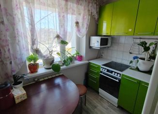 Продается трехкомнатная квартира, 49.8 м2, Тюменская область, улица Менделеева, 16