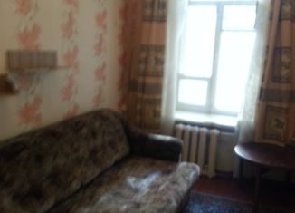 Продаю комнату, 114.2 м2, Санкт-Петербург, улица Декабристов, 57, улица Декабристов