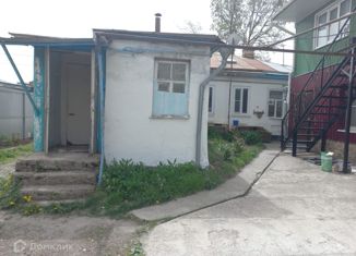 Продается двухкомнатная квартира, 40 м2, Ставропольский край, улица Ипатова, 51
